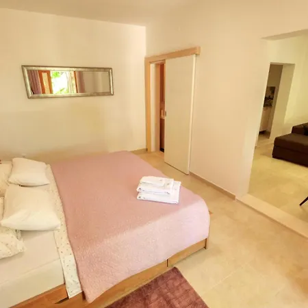 Ardura Shimmering On The Sea Apartment Mlini