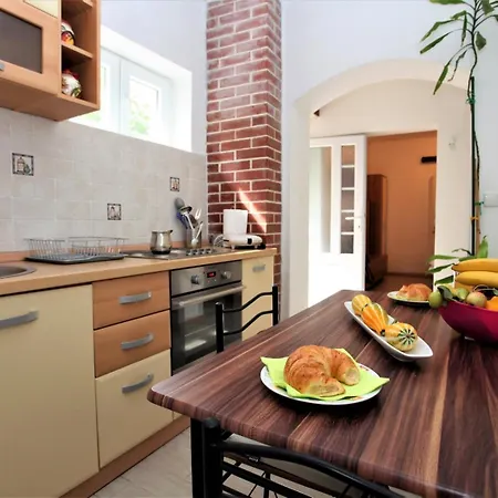 Apartment Ardura Shimmering On The Sea