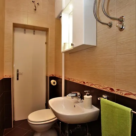 Ardura Shimmering On The Sea *