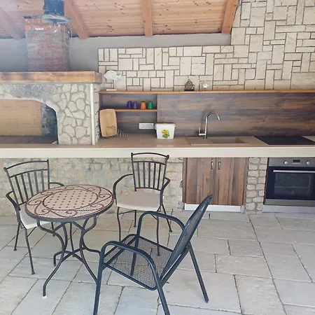 Ardura Shimmering On The Sea Apartment *