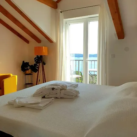 Ardura Shimmering On The Sea Apartment *