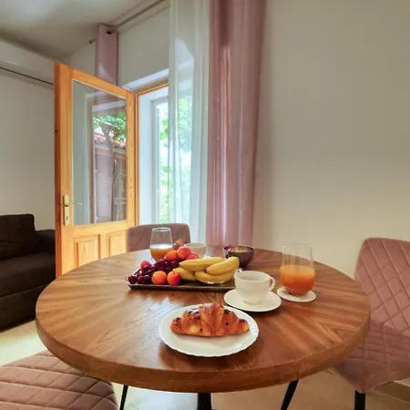 Apartment Ardura Shimmering On The Sea Mlini